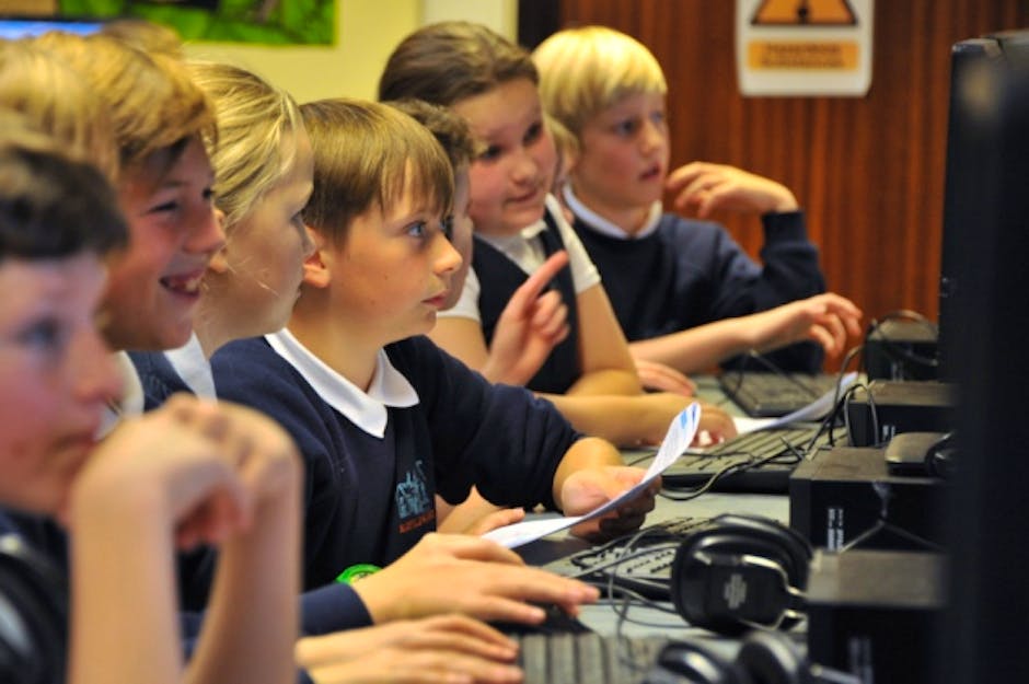 Over 100 primary schools to receive 1Gbps broadband